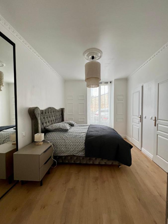 Appartement De Luxe Avec Fresque, Hyper Centre Et Parking Sure Fontainebleau Dış mekan fotoğraf