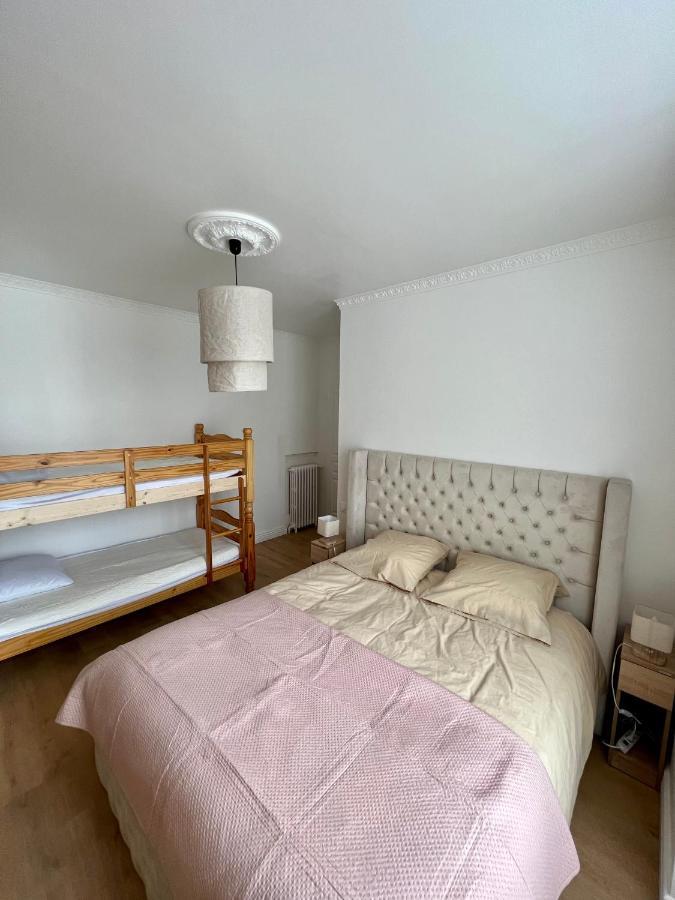 Appartement De Luxe Avec Fresque, Hyper Centre Et Parking Sure Fontainebleau Dış mekan fotoğraf