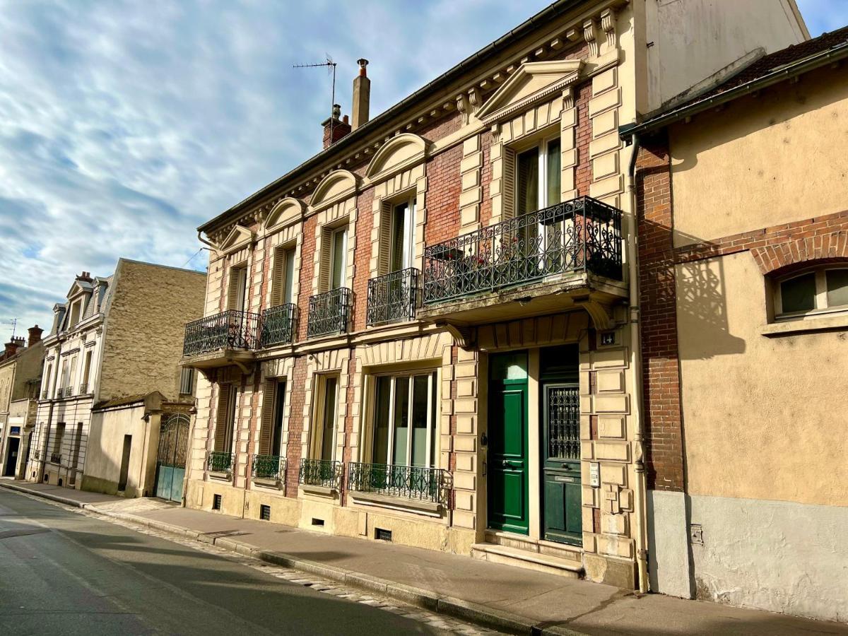 Appartement De Luxe Avec Fresque, Hyper Centre Et Parking Sure Fontainebleau Dış mekan fotoğraf