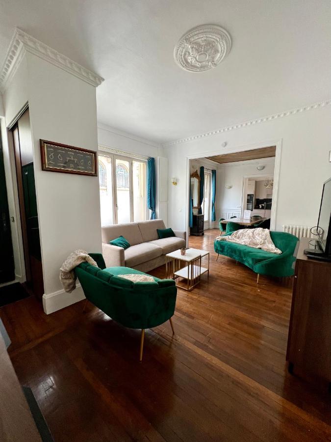 Appartement De Luxe Avec Fresque, Hyper Centre Et Parking Sure Fontainebleau Dış mekan fotoğraf